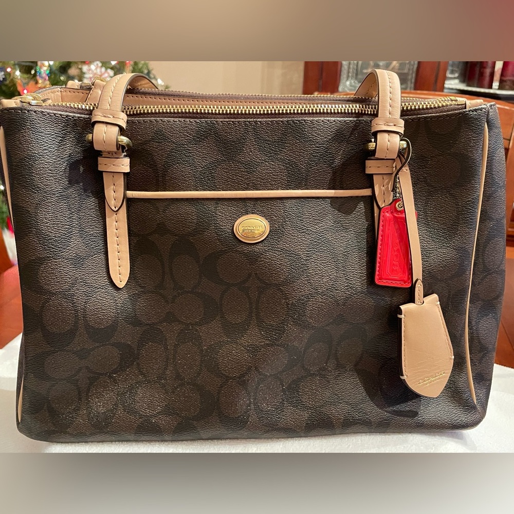 Coach Shoulder Bag